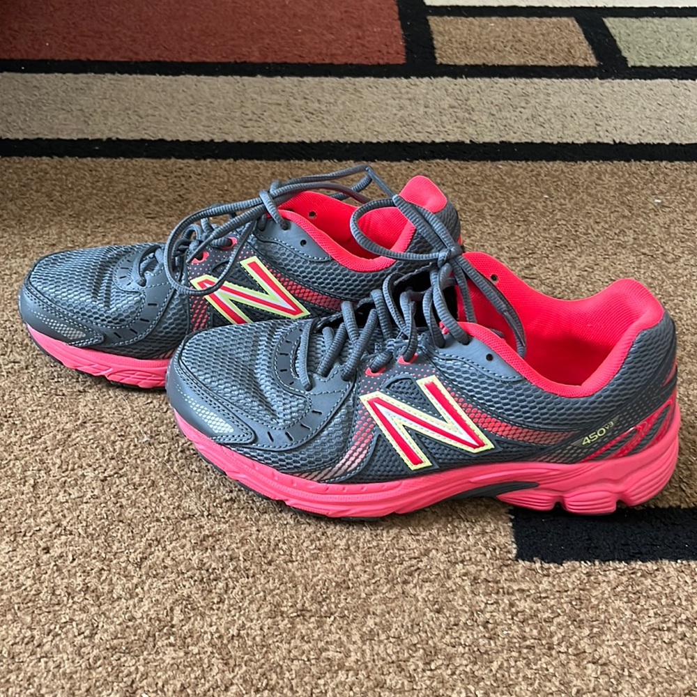 New Balance 450v3 Women’s Running Shoe - Size 8.5